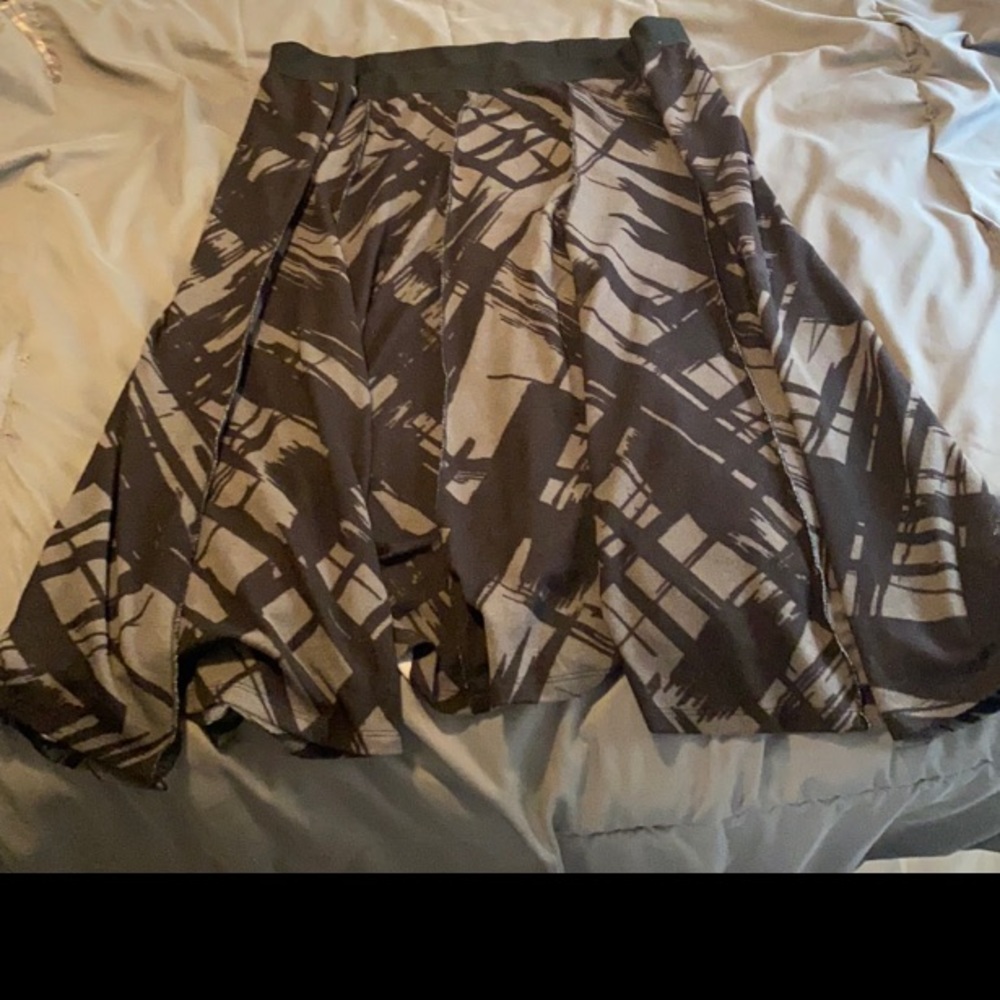 Avenue Flare Skirt Size 26/28